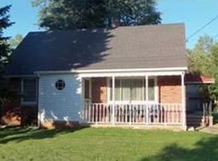 5773 Saunders Rd, Lake View, NY 14085