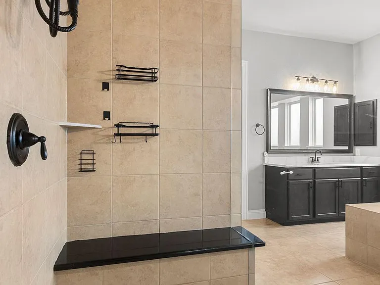 12426 Cumberland Dr — Photo 31