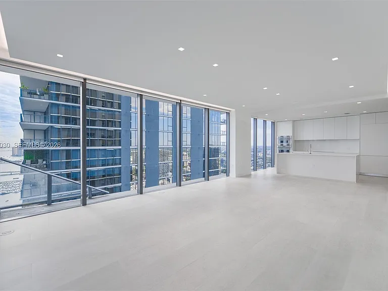 700 NE 24th St #5107 — Photo 12