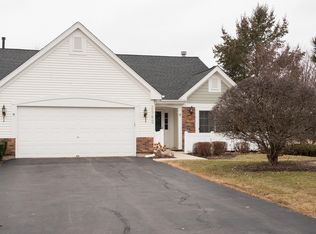2582 N Augusta Dr, Wadsworth, IL 60083