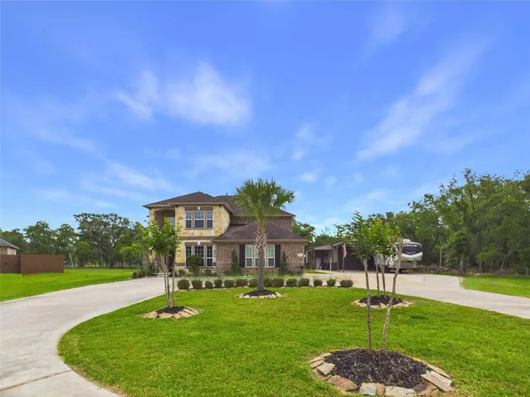 31911 Redfish Trl, Richwood, TX 77515