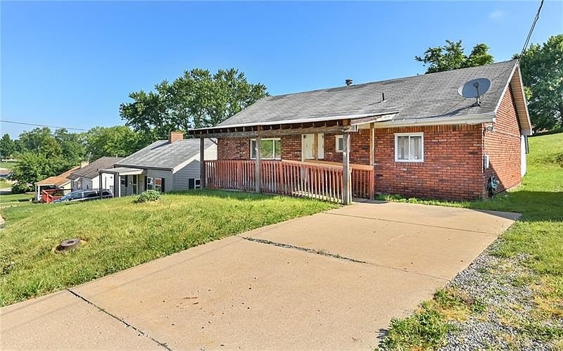 1st image of 1011 Woodland Ave