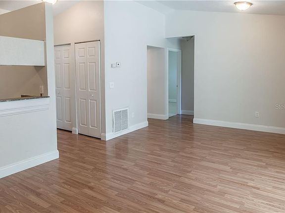 5th image of 2866 Kraft Dr