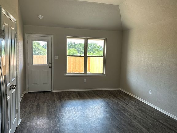 5th image of 2787 Messenger Way