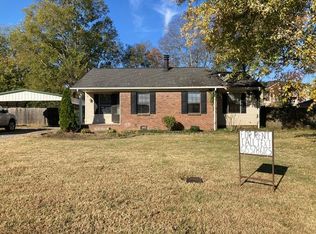 2104 Split Rail Rd, Murfreesboro, TN 37128