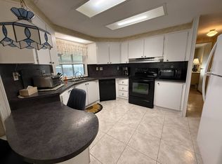 10005 Mission Hills Ct #47-M, North Fort Myers, FL 33903