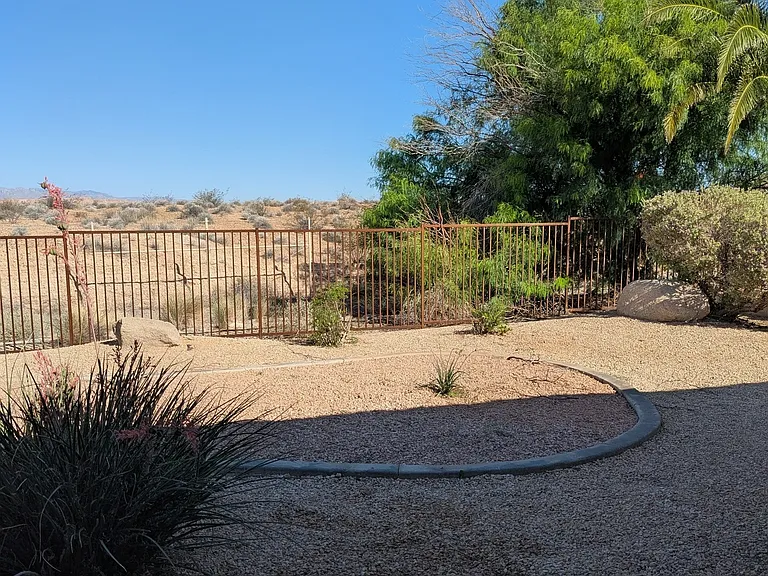 1433 Chaparral Dr — Photo 33