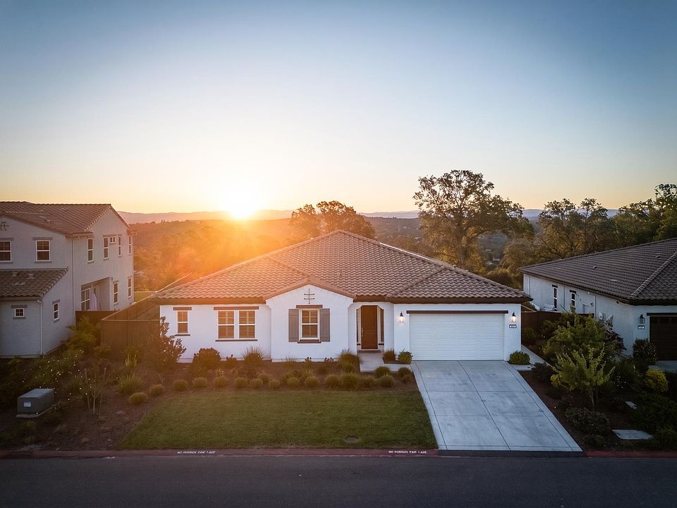 1st image of 7017 Benevento Dr