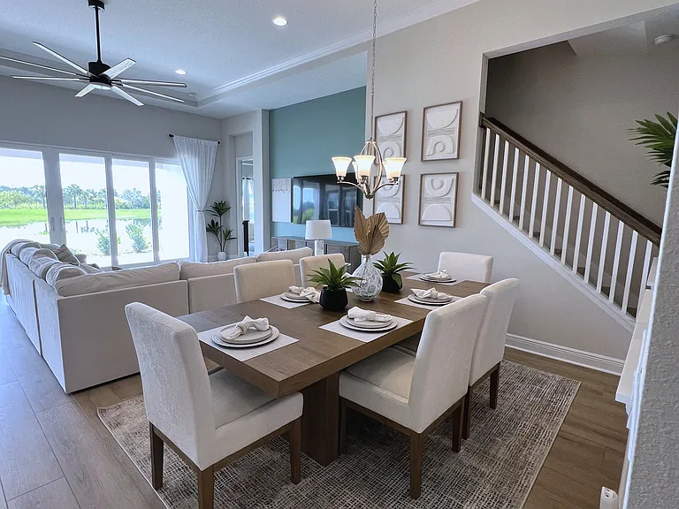 Dining room with seating for 6.