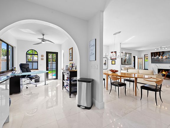 4th image of 80 SE Olive Way