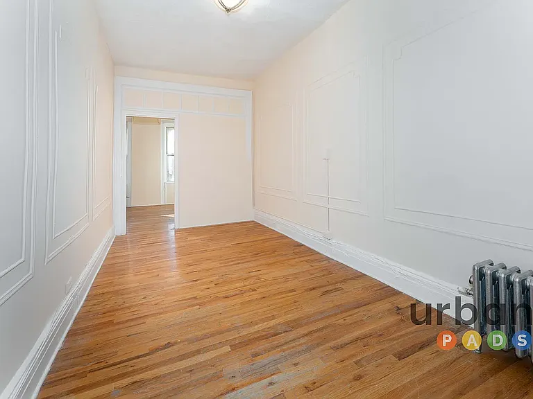 1118 Madison St #3L — Photo 8