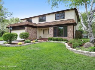 976 Williamsburg Park, Barrington, IL 60010