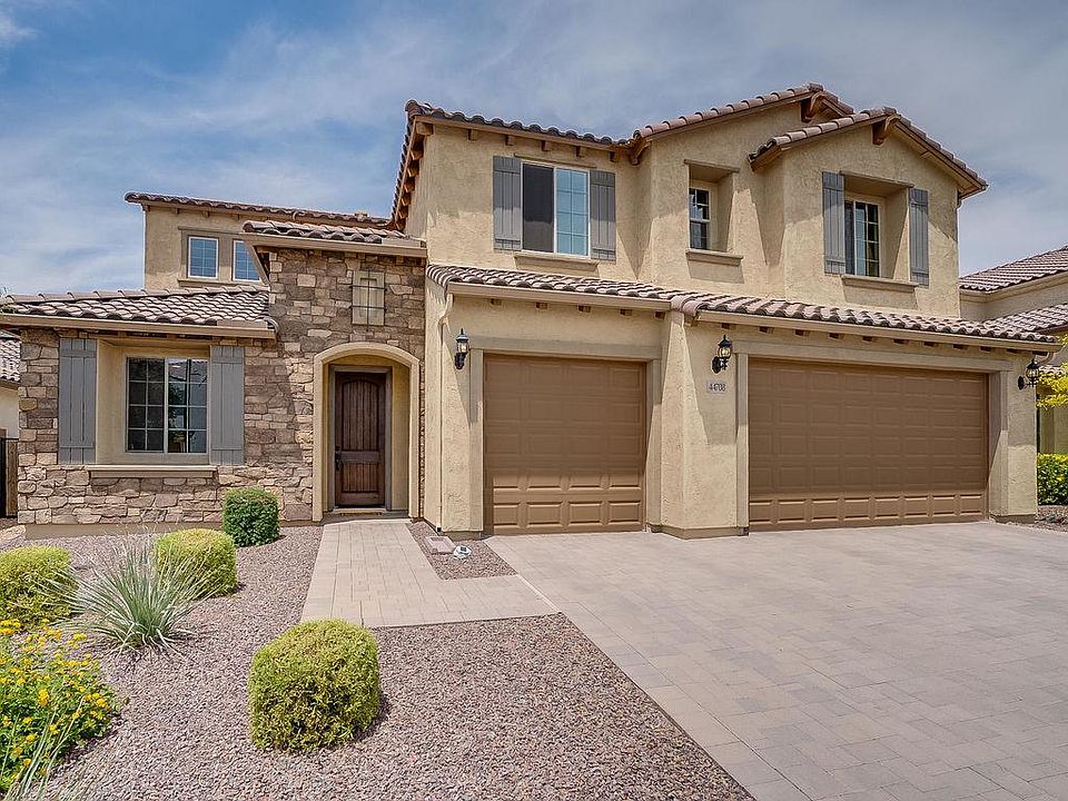 1st image of 44708 N Sonoran Arroyo Ln