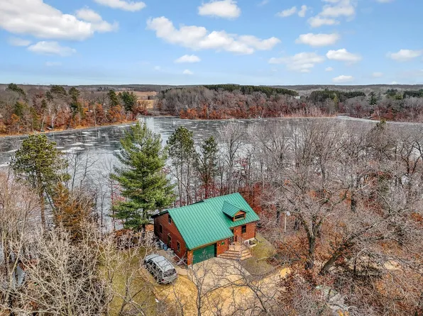 2128 N Twin Lakes St, Saint Croix Falls, WI 54024