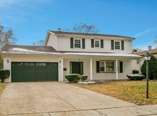 1109 71st St, Darien, IL 60561