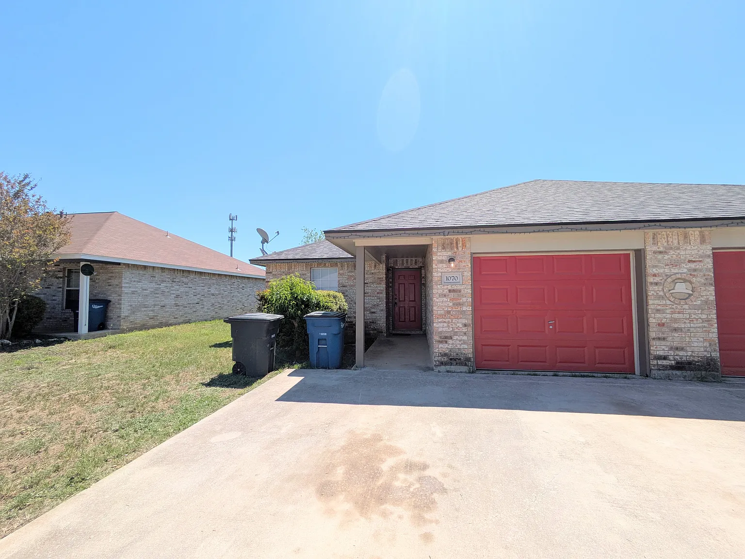 2 bed, 1114 sqft, $1,400 — Photo 2