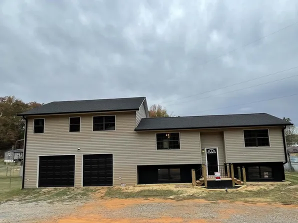 180 County Road 725, Riceville, TN 37370