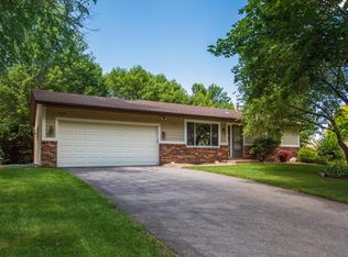 1479 Thomas Ln, Eagan, MN 55122