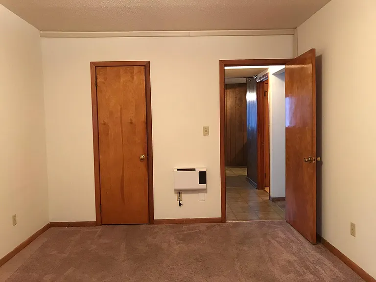 18 Tunnel Blvd — Photo 4