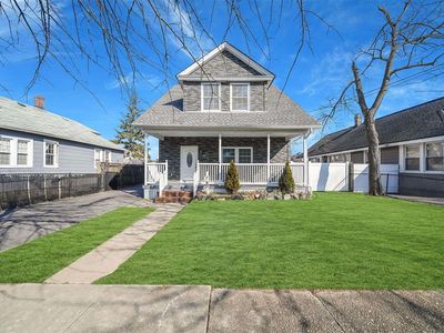 95 N Park Avenue, Bay Shore, NY, 11706