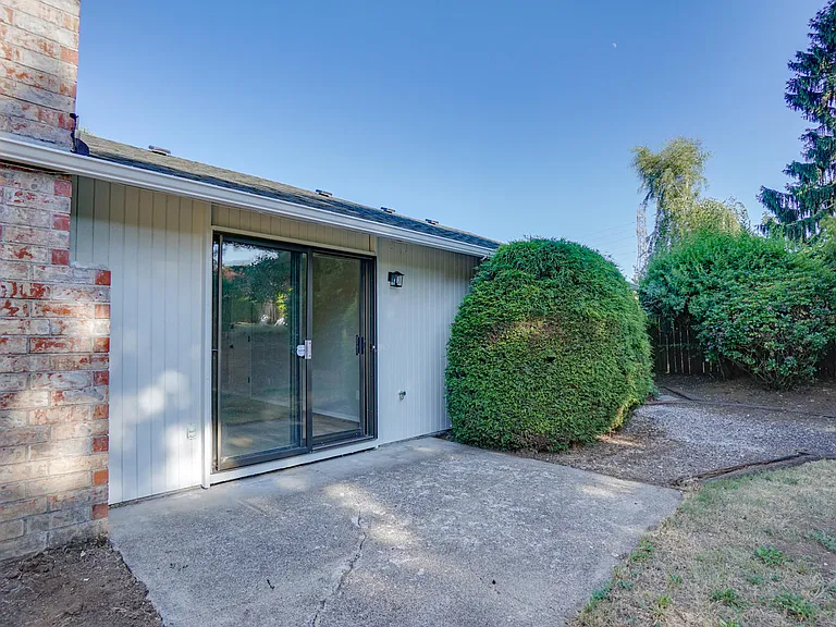 6206 NW Cherry St — Photo 39