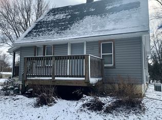 2756 Graham Rd, Stow, OH 44224