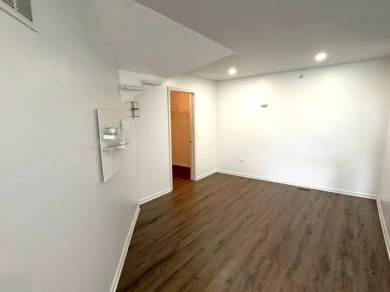3333 Stratford Ct #3F — Photo 19