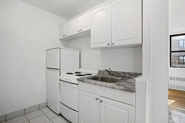 Rented by Douglas Elliman | media 4