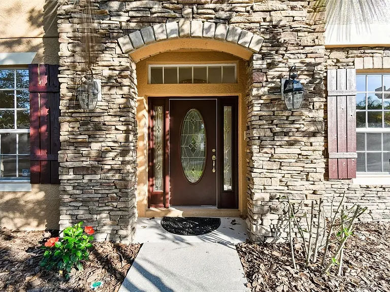 16143 Colchester Palms Dr — Photo 3