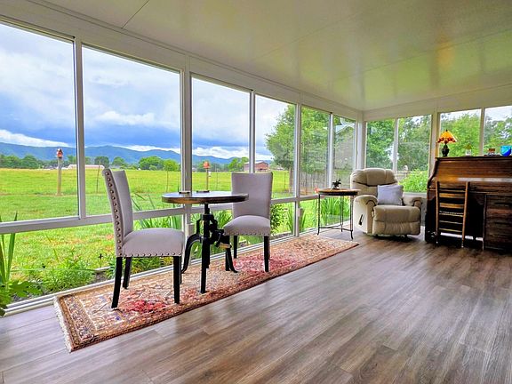 5th image of 2423 Frost Valley Ct