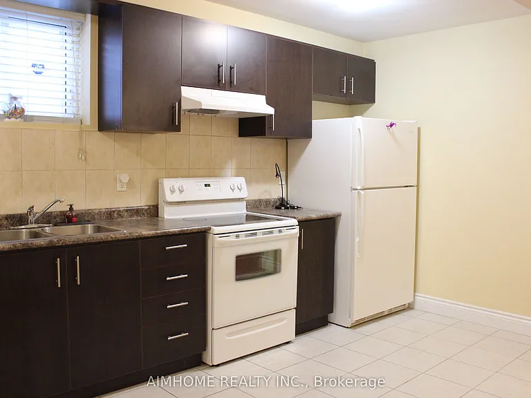100 Fenelon Dr #LOWER — Photo 5