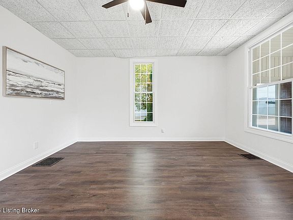 5th image of 1126 Myrtle Ave