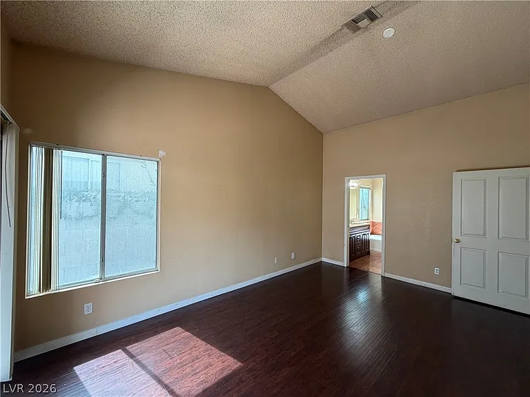 6621 Silvery Ave — Photo 10