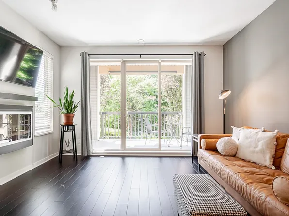 5655 210a St #223, Langley, BC V3A 0G4