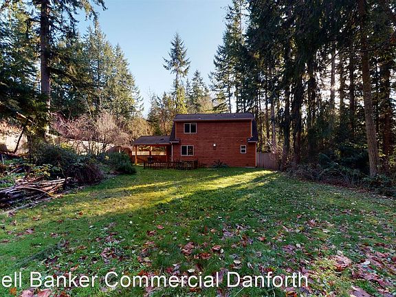 3rd image of 5462 Birch Ct NE