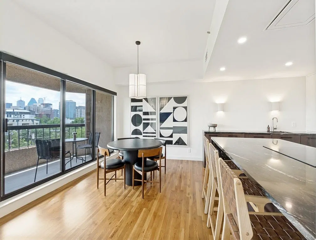 1 bed, 1.0 bath, 996 sqft, $3,950 — Photo 2