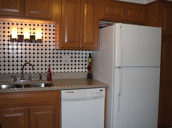 5th image of 7360 Fairview Ave APT 206