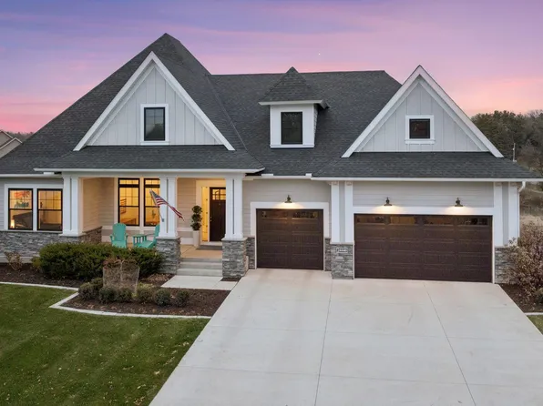 24440 Brassie Cir, Shorewood, MN 55331
