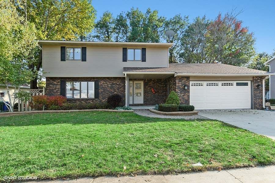 1st image of 1205 Country Meadows Dr