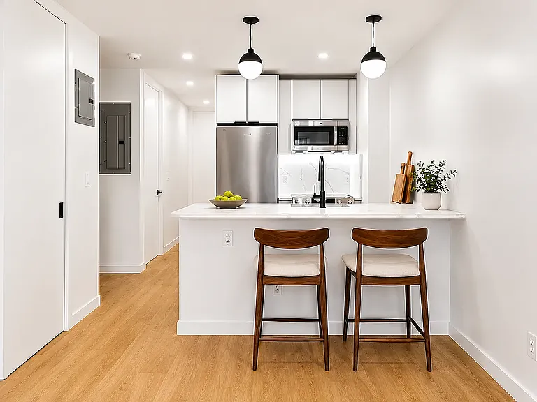69 Mother Gaston Blvd #B — Photo 2