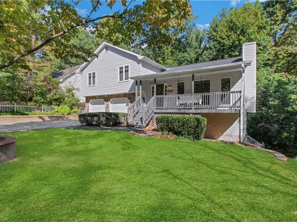 5267 Westhill Dr, Norcross, GA 30071