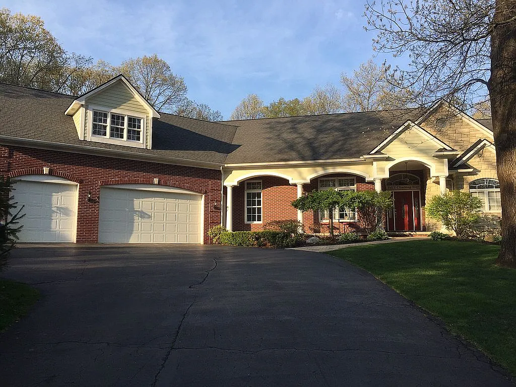 8411 Climbing Way photo 1