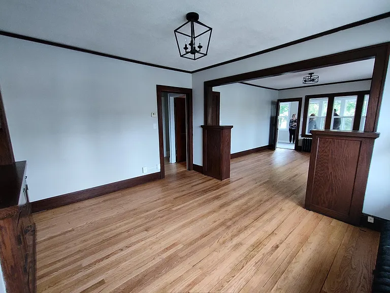 1594 Thomas Ave #2 — Photo 4