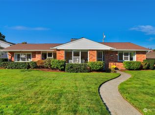 5020 Rucker Ave, Everett, WA 98203