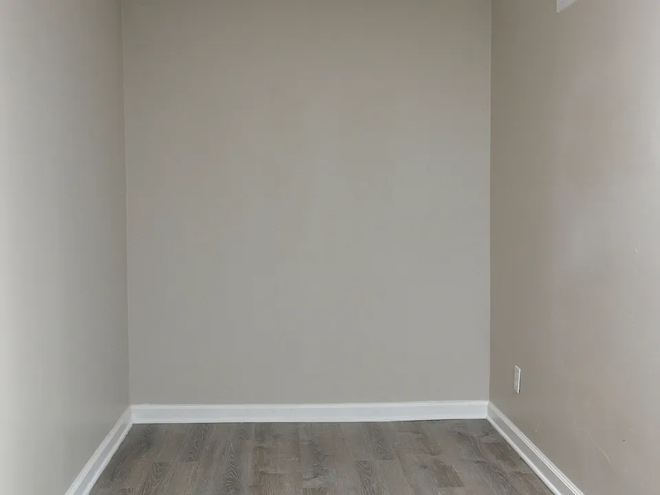Bedroom 1_04122022