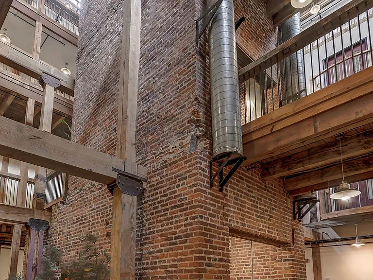 815 Porter St #407 — Photo 23