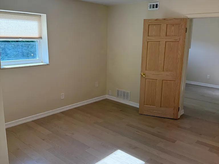 2327 Park Ave #3 — Photo 15
