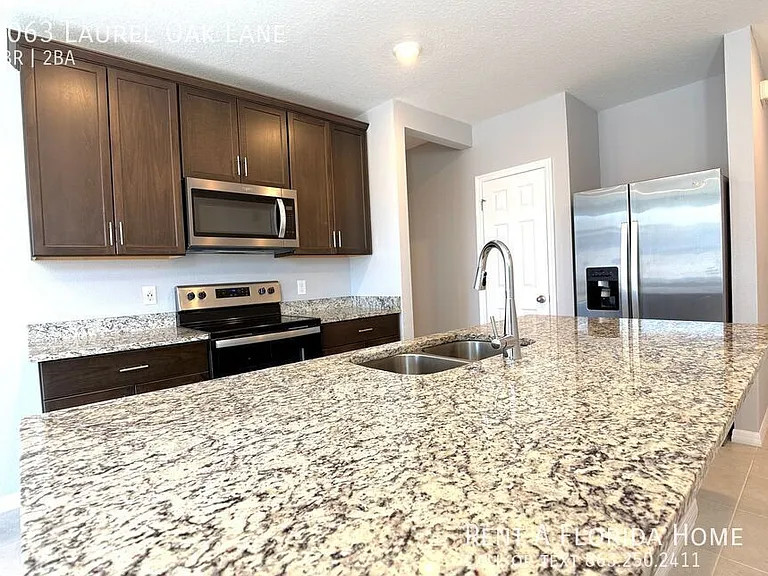 3063 Laurel Oak Ln — Photo 5