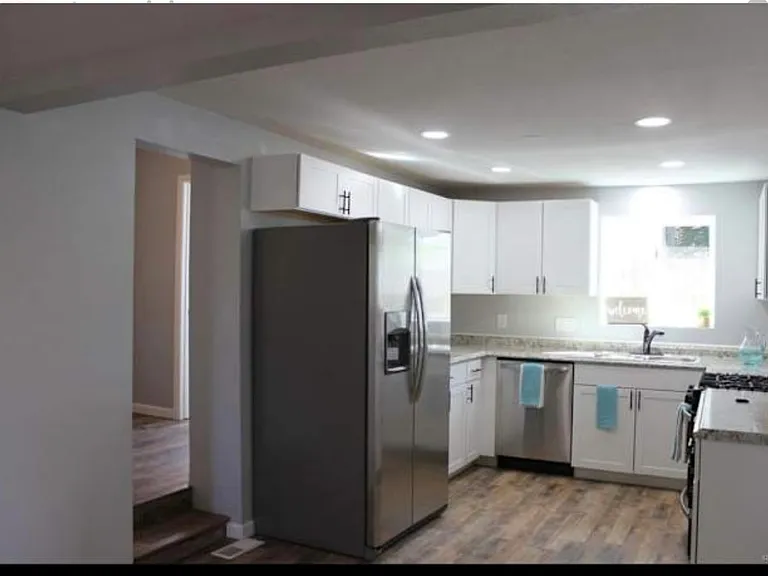 2532 E Willamette Ave #1 — Photo 2
