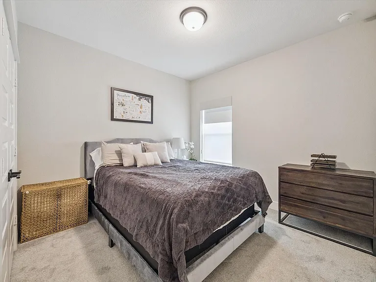 10974 Hewitt Cliff Ln — Photo 19